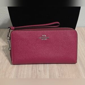 Coach Corner Long Zip Around Wallet C3441 Bright Violet